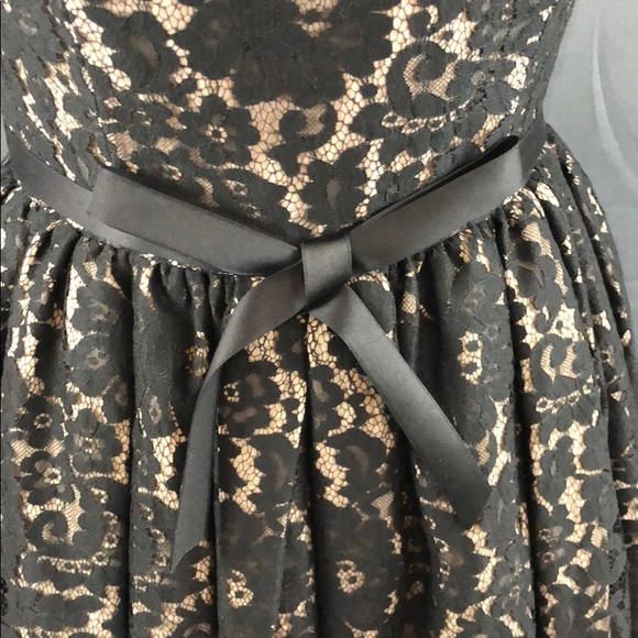 Gorgeous strapless dress - Picture 3 of 8